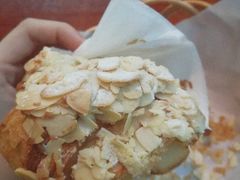 杏仁羊角-麦田工坊(月湖店)