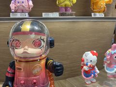 -泡泡玛特POPMART(国金街店)