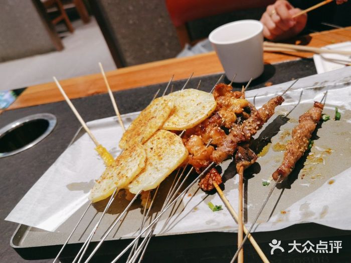 卞二小串·鹤岗烧烤·坑烤(永定路店)图片