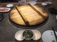 -船梆煮•蒸汽海鲜·炉火烤肉(五四广场店)