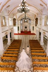 -雪中彩影婚纱摄影·微光艺术中心