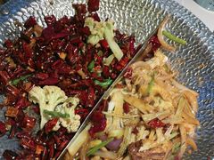 -小鱼小牛·鱼牛干锅·脆鱼火锅(世欧广场店)