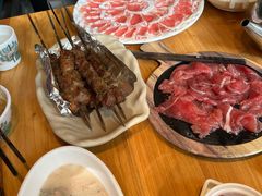 -额尔敦传统涮火锅·烧烤(鑫源山庄店)