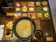 -银米·云南传统过桥米线(双廊黑金冠店)