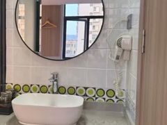 -好家园酒店(深圳坪山技术大学地铁站店)