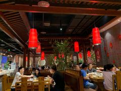 大堂-一斗火锅·招财羊毛肚(泰吉滨江店)
