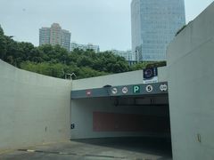 -上海喜玛拉雅酒店-停车场