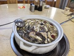 -东巴谷野生菌火锅餐厅