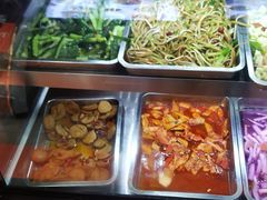 自助取餐区-郑家包子牛肉拉面(尚勤路店)