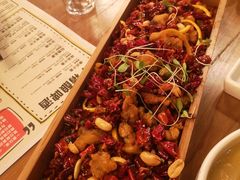 歌乐山辣子鸡-爱啤精酿·民谣酒馆(滨江店)