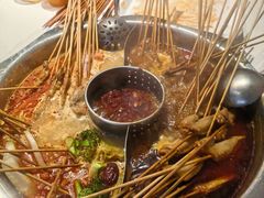 -佰人王串串香火锅(洋珠巷店)