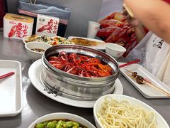 -龙巢盱眙龙虾·牛蛙·烧烤宵夜(八卦岭店)