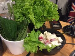 -极简·炭火烤肉主题餐厅·龙虾烧烤·烤羊排(宝龙店)