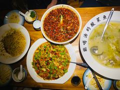 -严记小天府酸菜鱼(西四路店)