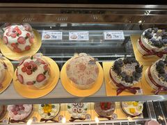 -花花卷卷·鲜食蛋糕(静安久光百货店)