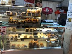 -白玉兰食品甜凤店(合生汇店)