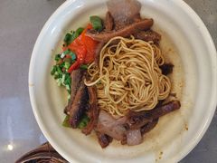 -佬钱湾仔(衣裳街店)