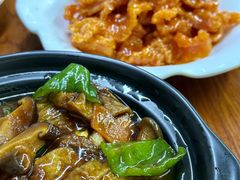 -胡子饮食店