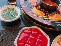 -三江两海老火锅(北京首店)