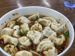 酸汤牛肉水饺-回坊马二饺子馆
