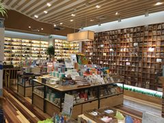 -猫的天空之城概念书店(印象城购物中心店)