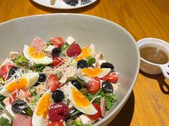 老教堂色拉-JINNS锦时 steak&pizza(浸信会礼拜堂旧址店)