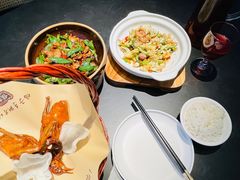 -鸽子侯·家宴·平价海鲜(市图书馆店)