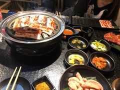 -臻牛烤肉