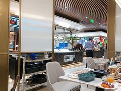 -金马门国际美食百汇(珞喻路店)