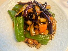 -龟兹KUCINA·新疆菜(前滩L+PLAZA店)