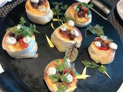 BBQ牛肋排披萨卷-atta bj(国贸商城店)