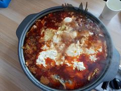 -独一家豆花庄铁锅炖
