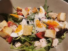老教堂色拉-JINNS锦时 steak&pizza(浸信会礼拜堂旧址店)