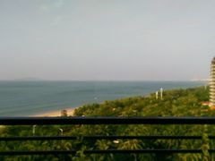 -三亚湾海居铂尔曼度假酒店