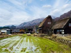 -白川乡与五箇山的合掌构造村落
