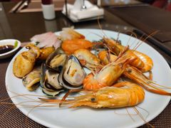 -飨食汇全日制餐厅·昆山皇冠假日酒店(九方店)