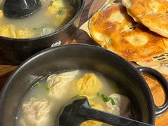 海胆馄饨-地二手作鱼汤馄饨(上街里店)