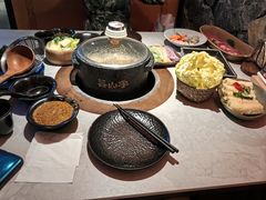 -芸山季·云南野生菌火锅(人民广场来福士店)