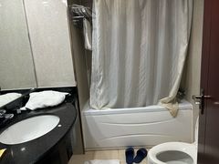 -日照君临天下大酒店