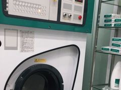 -福奈特洗衣洗鞋(宝华广场店)