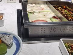 -宽坐河鲜馆(凤城九路店)