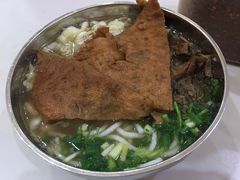 -花溪王记牛肉粉(四季花溪商场店)