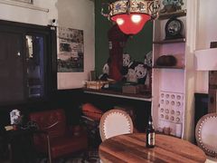 -拖板鞋咖啡旅行酒店(春熙路地铁站店)
