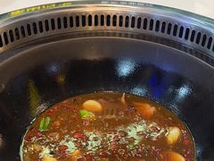 -哈尔滨烧烤·山河村铁锅炖(交大店)