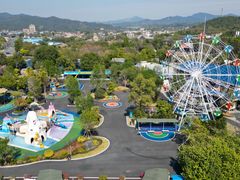 -森波拉火山温泉