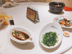 -沪华海鲜大酒楼(南汇店)