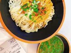 -瞪眼牛煎包·大锅牛肉汤(懿德城店)