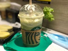 -星巴克臻选(盐城金鹰聚龙湖店)