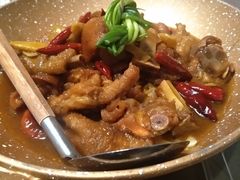 -左庭右院鲜牛肉火锅(金山万达店)