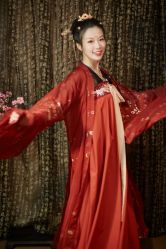 -汉仪华裳汉服馆(打浦桥店)